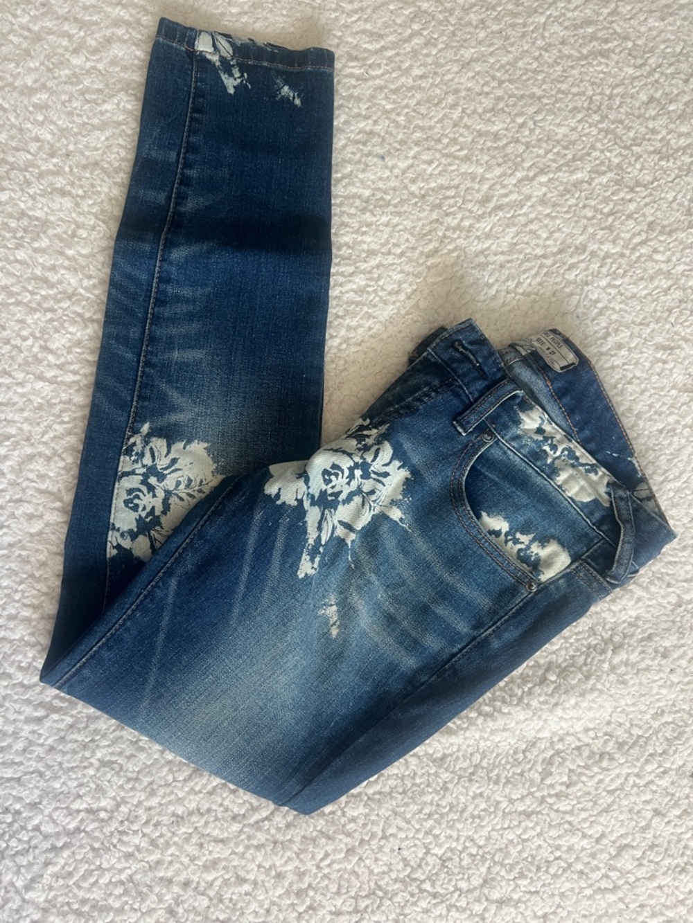 Free People Dark Blue Floral Accent Skinny Jeans